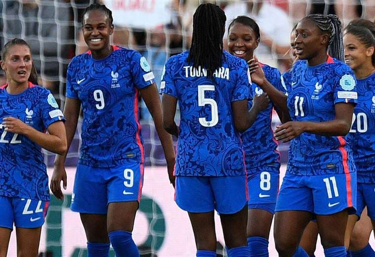 Francia clasificó a los cuartos en la Eurocopa Femenina
