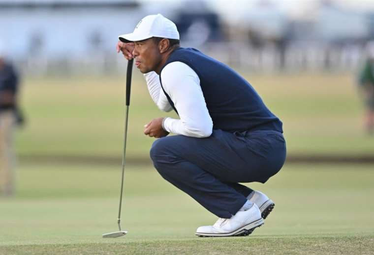 Tiger Woods tuvo un mal inicio en el British Open. AFP