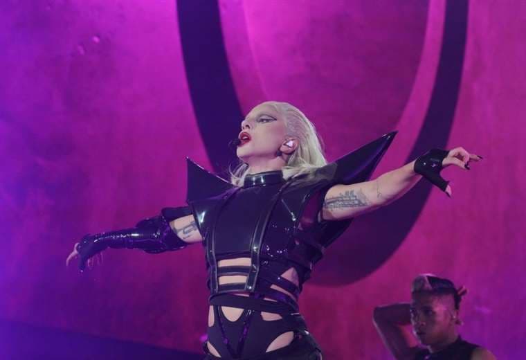 Lady Gaga inició su gira Chromatica Ball Tour