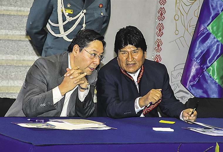 Evo Morales y sus ministros podrían ser demandados