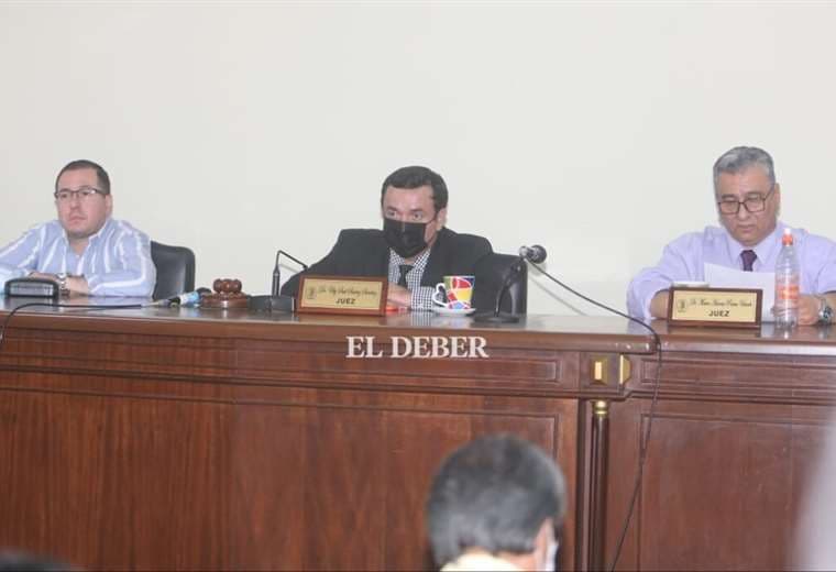 Miembros del Tribunal Cuarto de Sentencia / Foto: Fuad Landívar