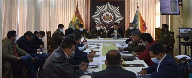 Las autoridades antinarcóticos se reunieron en La Paz