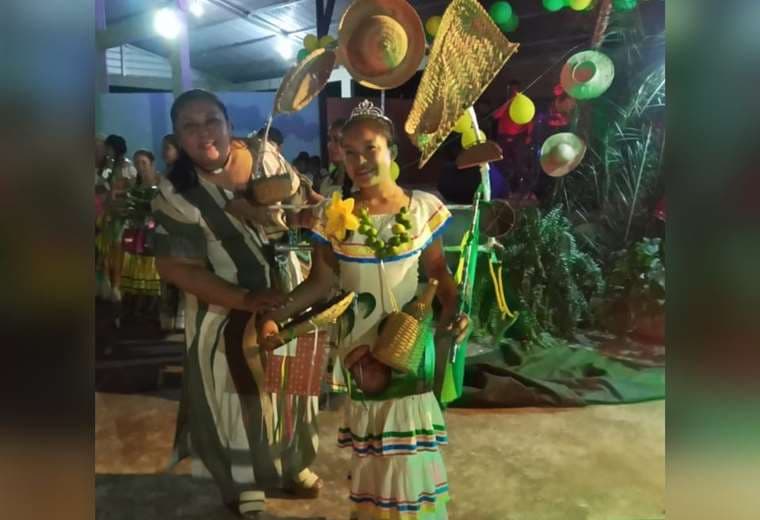 El Carmen Rivero Torrez comenzó celebraciones de su próximo aniversario con diversas actividades
