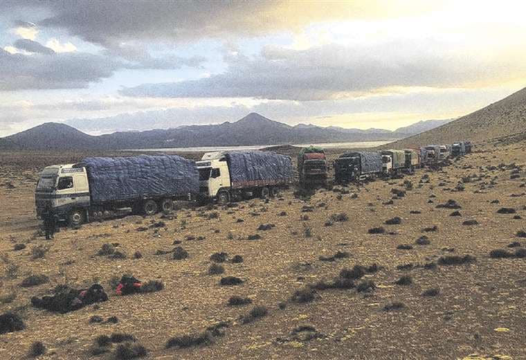 Fuerzas del orden interceptan un convoy cargado de contrabando en la frontera con Perú