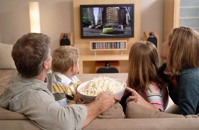 Ver película en familia. Internet