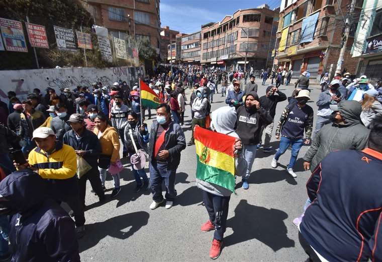 Masiva concentración de cocaleros en La Paz I APG Noticias.
