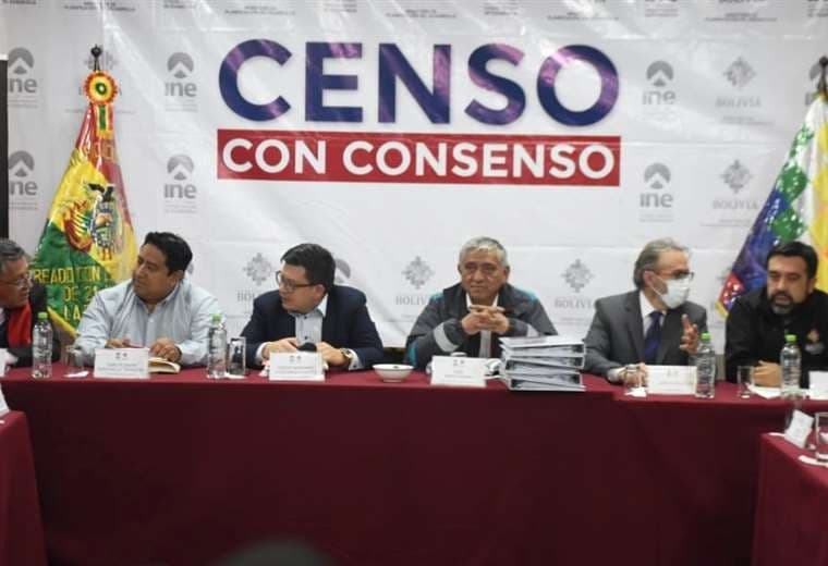 La reunión en el INE con autoridades del municipio de La Paz (Foto: oficial)