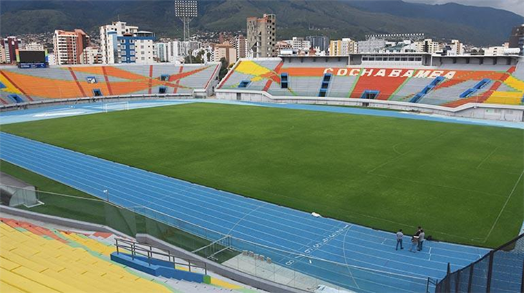 Estadio Félix Capriles, de Cochabamba 