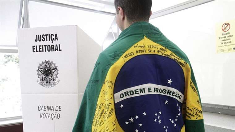 Avanza la campaña electoral en Brasil