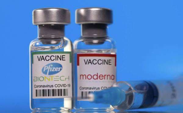 Pfizer y Moderna avanzan con nueva versión de la vacuna contra el covid