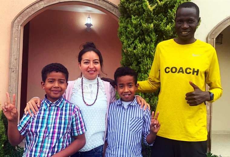 Los kenianos que se ganan la vida corriendo en Toluca, la ciudad más alta de México