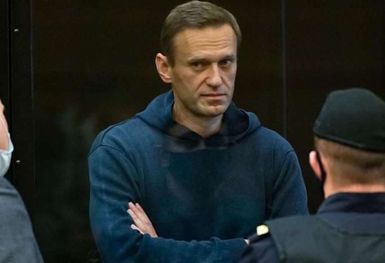 Alexei Navalni durante el juicio en Moscú