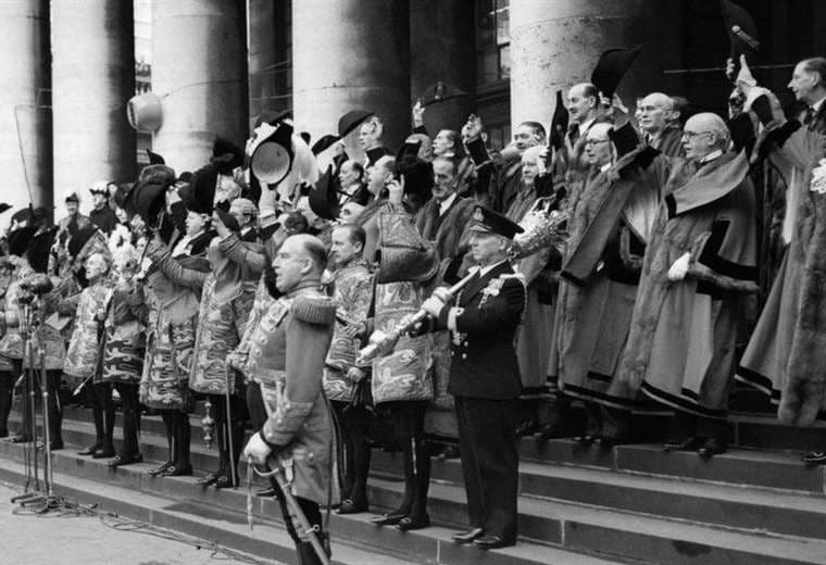 Qué es el "Consejo de Ascención", el grupo de más de 300 años que proclama al monarca británico