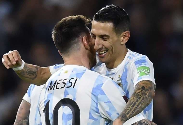 Messi y Di María, una dupla de temer en Argentina. Foto: Internet