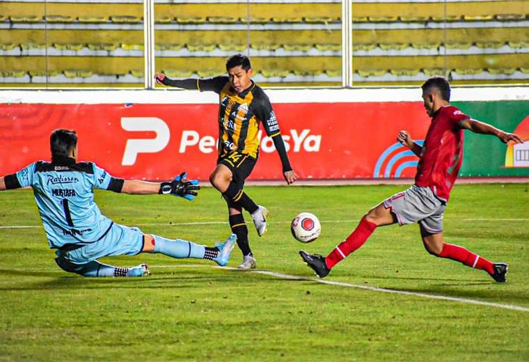 El Tigre quedó seriamente afectado con este empate. Foto: Prensa The Strongest