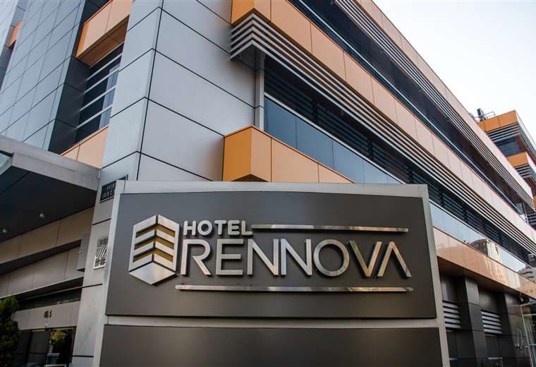 El Hotel Rennova ha sido reconocido en instancias como el Travellers Review Award 