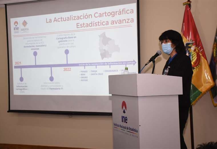 Martha Oviedo, cordinadora del Censo presentó el avance de esta consulta/Foto: APG