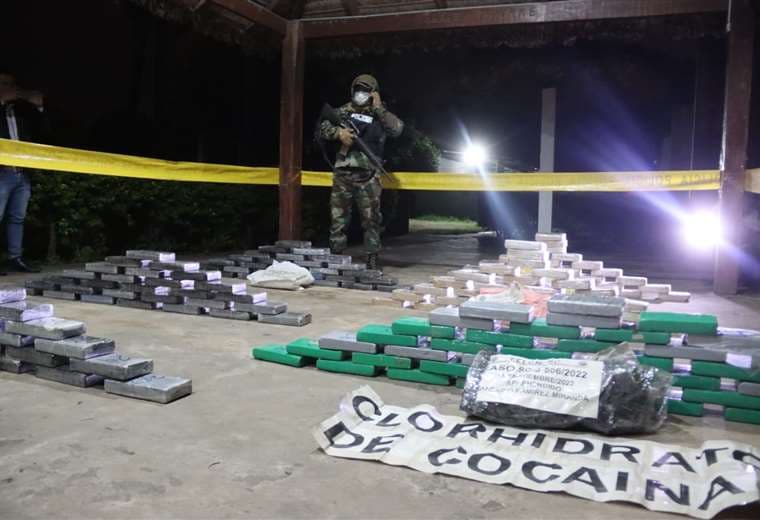 La Felcn secuestró más de 197 kilos de droga y tres vehículos/Foto Ministerio de Gobierno