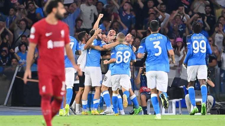 Napoli venció al Liverpool en Champions