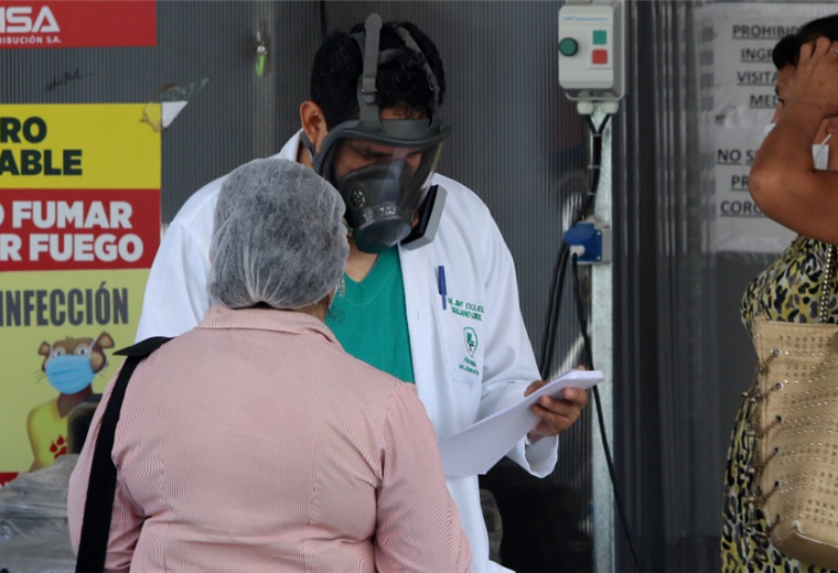 Hospitales de Santa Cruz continúan recibiendo pacientes con Covid-19. Foto. Hernán Virgo 