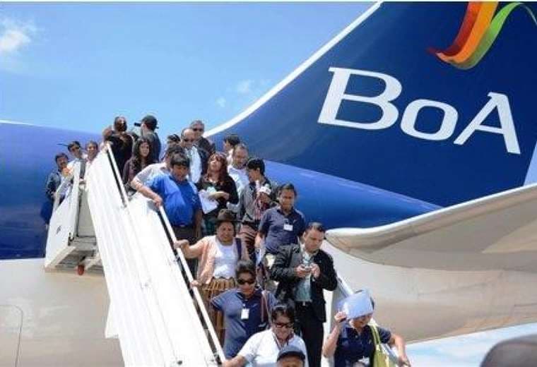 
Pasajeros de BoA se quejan por el servicio, la línea aérea sostuvo que atiende todos los casos
