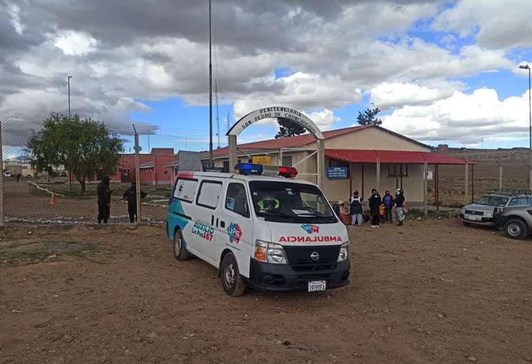 Personal médico enviado por la Alcaldía paceña esperó 10 horas para socorrer a Camacho en Chonchocoro