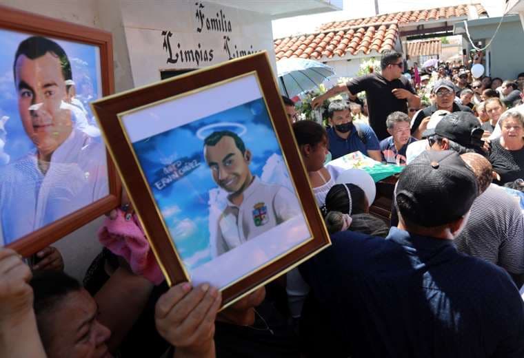 Viceministro asegura que investigan la muerte de Erwin Chávez, pero no habla de la represión policial
