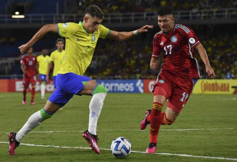 Brasil y Colombia igualaron para darle vida a Argentina. AFP