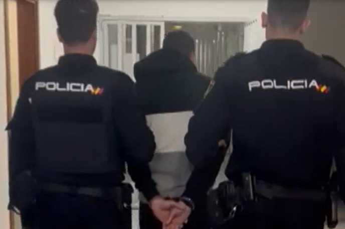 Policía española detiene a agresor de templos