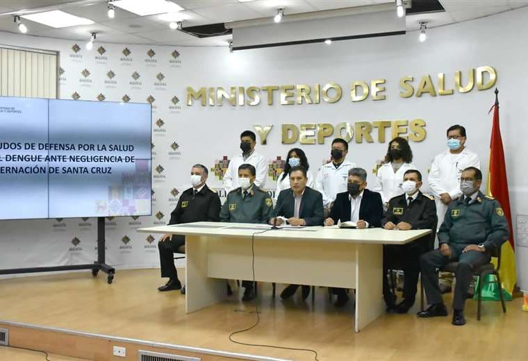 Ministro de Salud tilda de “irresponsable” al Sedes de Santa Cruz y dice que solo hay 5 muertos por dengue