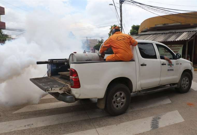 Minga del Municipio contra el dengue en Santa Cruz/Foto: Juan Carlos Torrejón