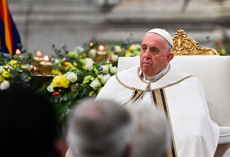 Quienes criminalizan la homosexualidad están "equivocados", dice el papa