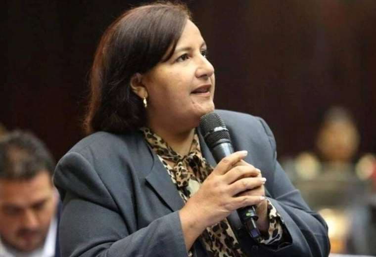 Quién es Dinorah Figuera, la médica que reemplazó a Juan Guaidó en la presidencia de la Asamblea Nacional opositora