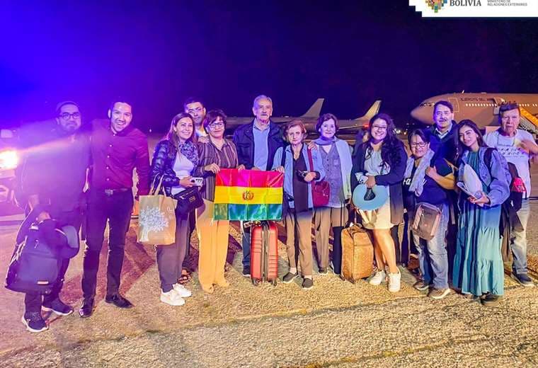 Turistas bolivianos en Israel lograron ser evacuados el miércoles