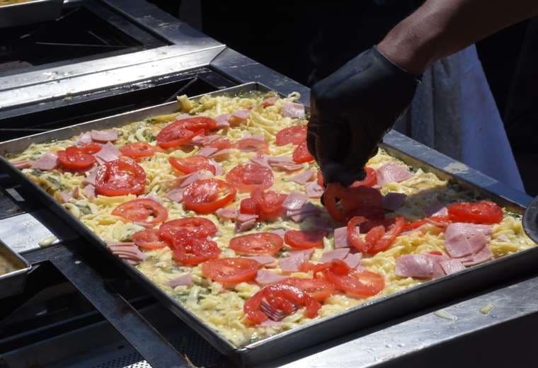 Día Mundial del Huevo - Pizza más grande