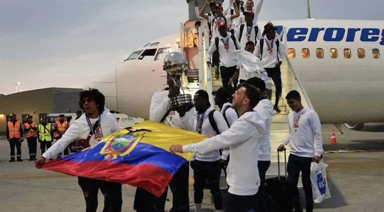"Gracias por tanta alegría", Ecuador recibió a Liga tras su bicampeonato en la Sudamericana