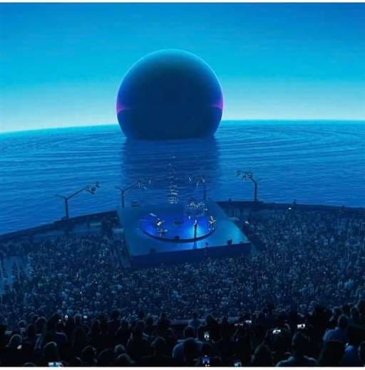 U2 deslumbra con un espectacular escenario futurista 