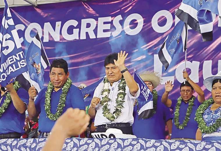 Evo Morales inaugura el Décimo Congreso del MAS en Lauca Ñ