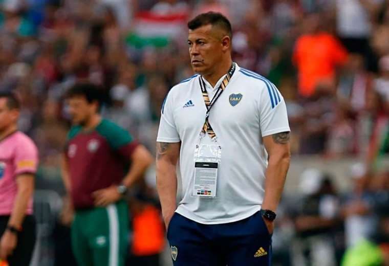 Almirón renuncia al Boca Juniors tras caída en la final de la Copa Libertadores