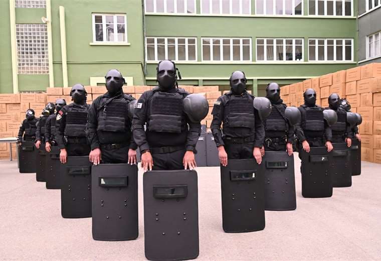 Las armaduras antidisturbios que estrena la Policía. ABI