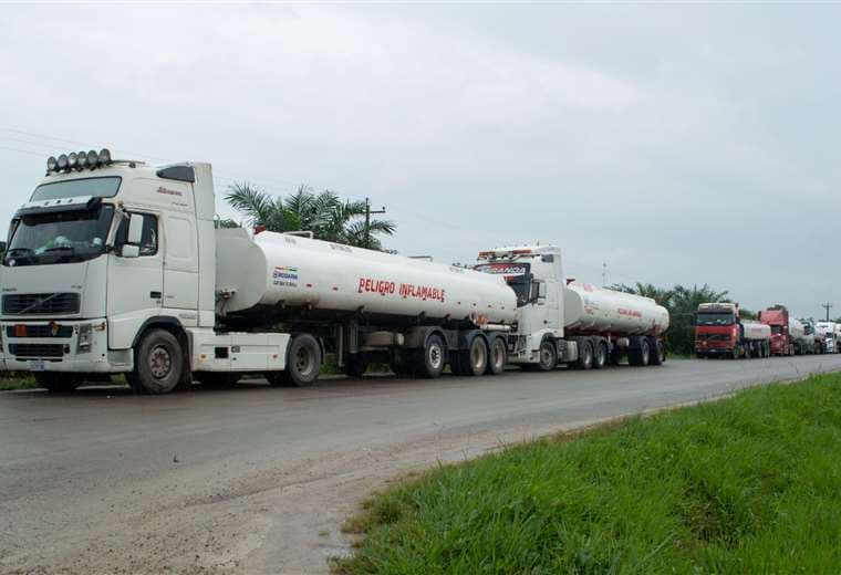 YPFB garantiza la venta de combustible líquido /Foto YPFB