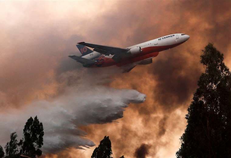 Ola de incendios en Chile muestra una "situación mejor"