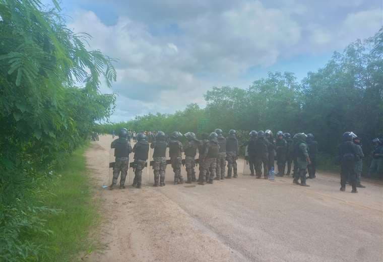 Policías dicen que hubo un "pequeño enfrentamiento" en Guarayos durante inspección a predios avasallados