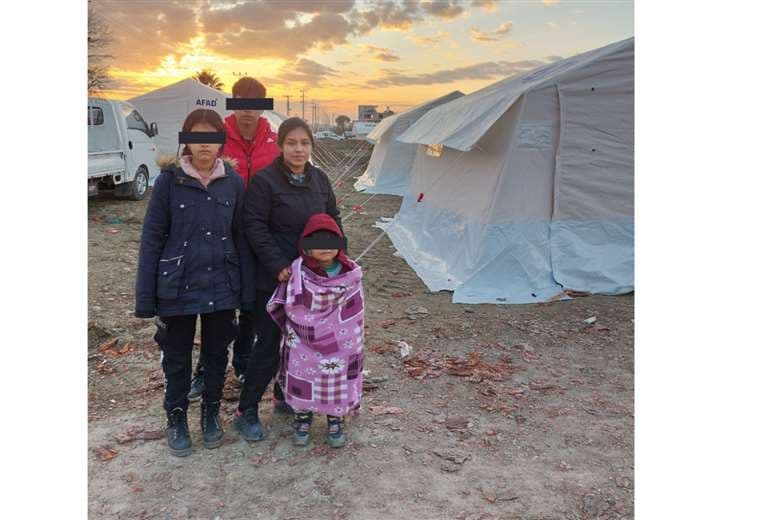 La familia boliviana rescatada en Turquía