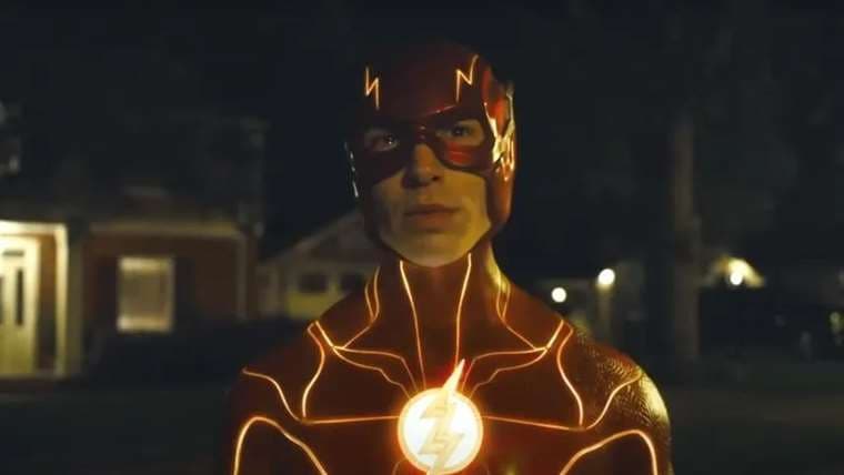 Tráiler de The Flash oculta homenaje al Batman de Adam West