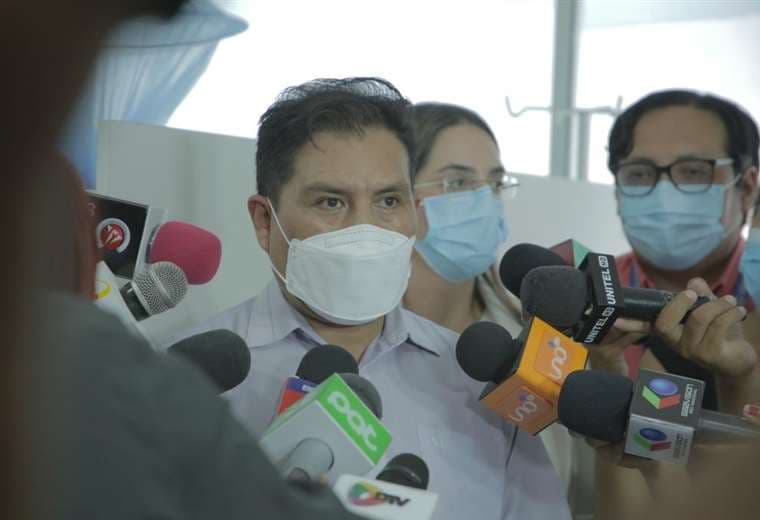 Ministro de Salud señala que hasta la fecha no se reportó el contagio de la gripe aviar entre humanos
