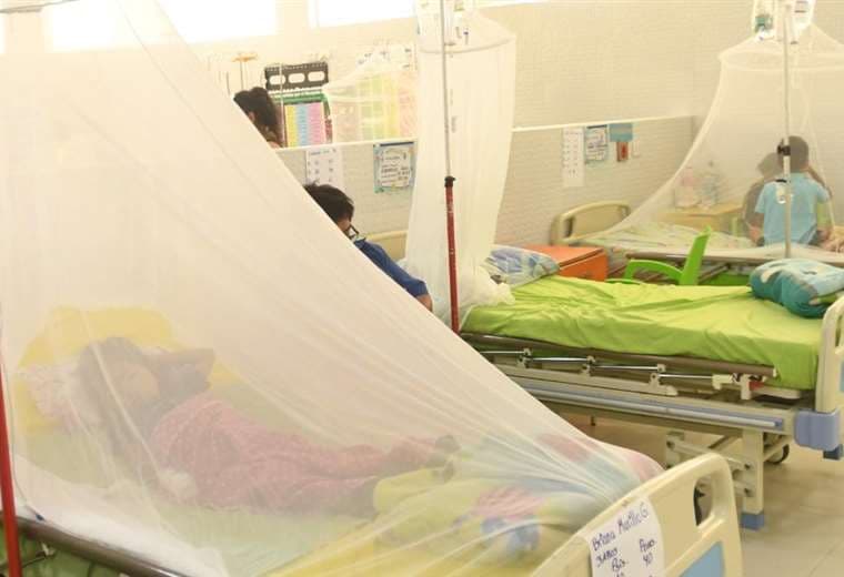 Dengue en Santa Cruz: Voluntarias buscan recaudar Bs 800 para gastos funerarios de Samuelito
