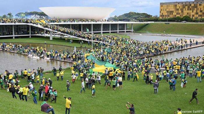 Brasil investigará y juzgará a militares involucrados en asonada