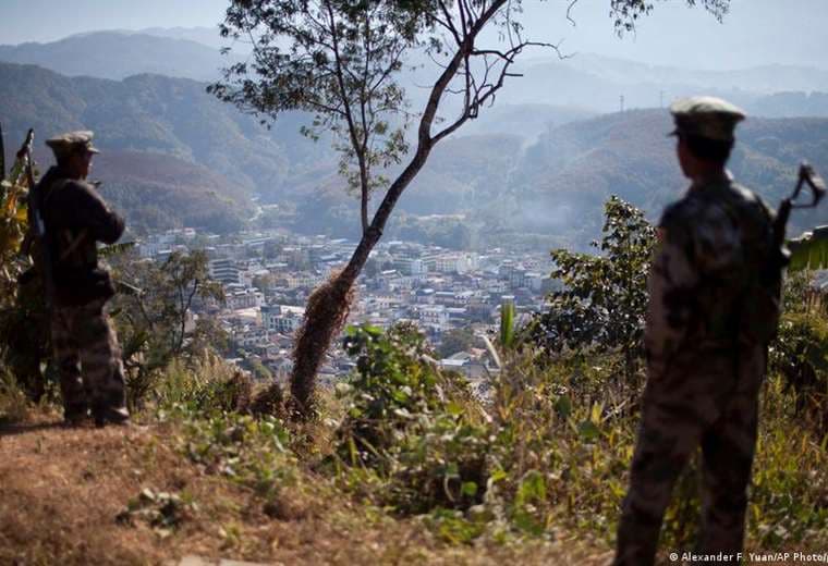 Junta golpista birmana extiende ley marcial a más zonas del país
