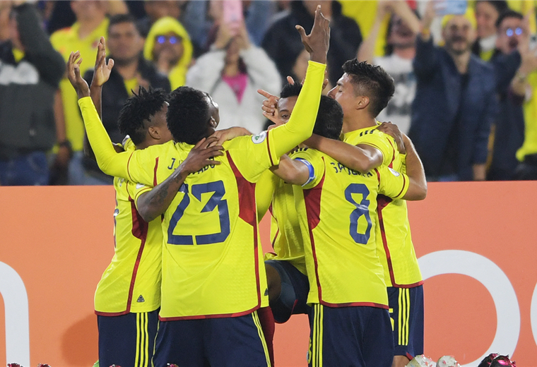 Jugadores de Colombia celebran el triunfo ante Paraguay. Foto. AFP 